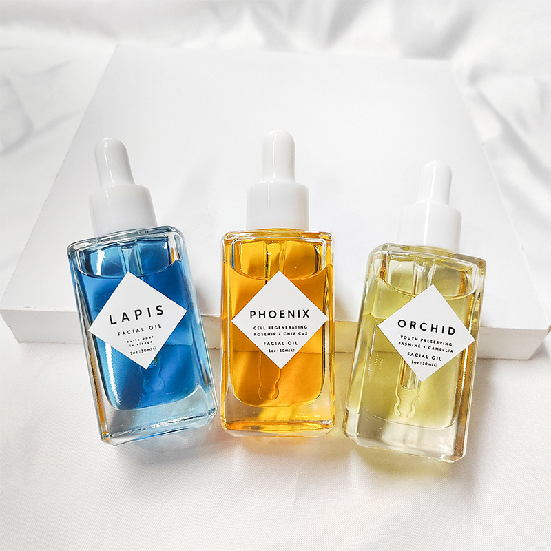 30 ml Blue chrysanthemum Facial eteerinen öljyhoito kosteuttaa, kosteuttaa, ravitsee ja korjaa ihoa