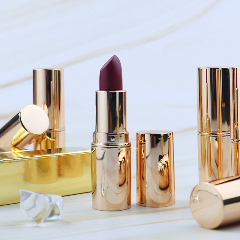 Nude Lipstick Kosmeettinen Sexy Red Matte Kermainen vedenpitävä huulipuna